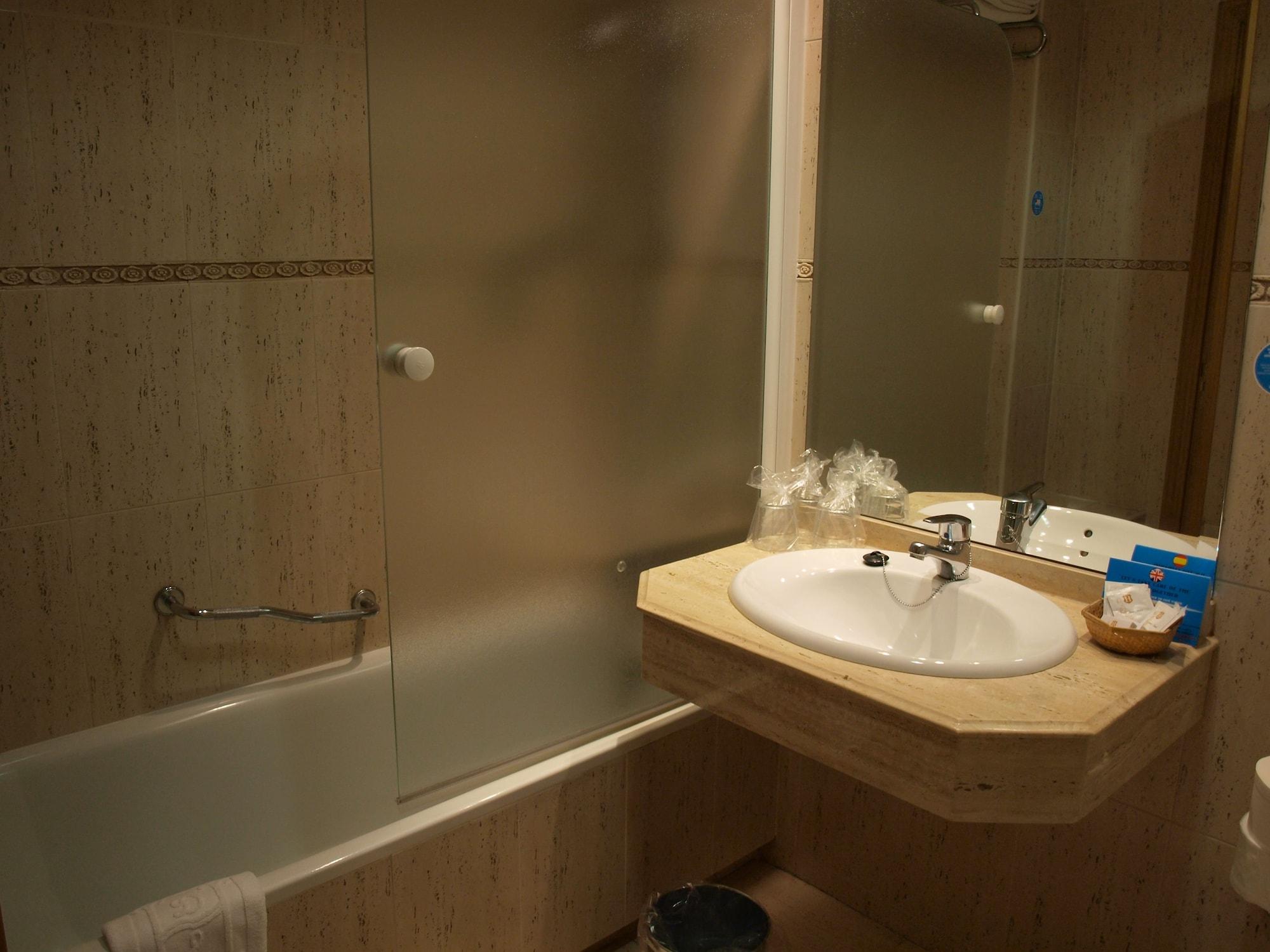 Hotel Don Luis Madrid Eksteriør bilde